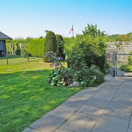 Blockhaus _ Grosse Terrasse Mit St *