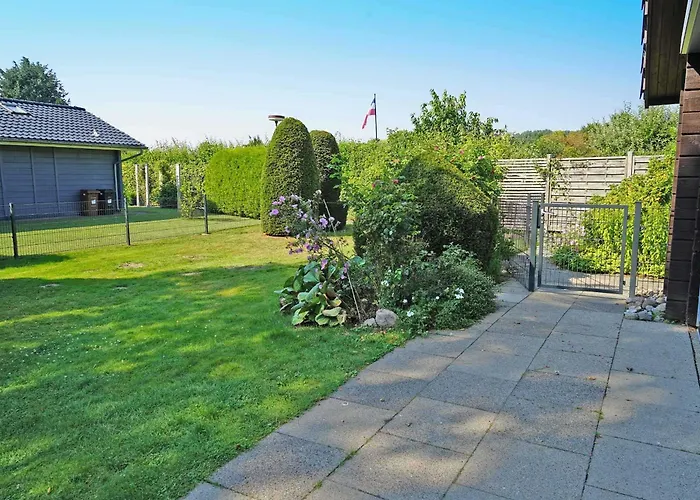Blockhaus _ Grosse Terrasse Mit St * Damp